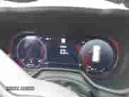 2024 Dodge Hornet R/T z VIN ZACPDFCW1R3A25865, wystawiony jako IAAI lot #42697510 z przebiegiem 27 455 mil mil oraz . Historia ofert i sprzedaży dostępna na DreamBid. Obrazek 7.