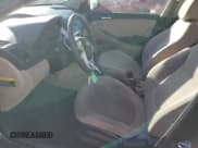 ✅ 2017 Hyundai Accent SE • VIN: KMHCT4AEXHU336924 • Лот: 79611264. Опубликован ранее на Copart с пробегом 39 321 миль. Бесплатный доступ к архиву аукционных продаж из США и подробный отчёт об истории автомобиля на DreamBid. Изображение 7.