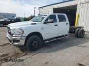 ✅ 2022 Ram 3500 Tradesman • VIN: 3C7WRTCLXNG304370 • Lot: 71955455. Wystawiony na Copart z przebiegiem 362 714 mil. Bezpłatny archiwum sprzedaży aukcyjnych z USA i szczegółowy raport historii pojazdu na DreamBid. Zdjęcie 1.