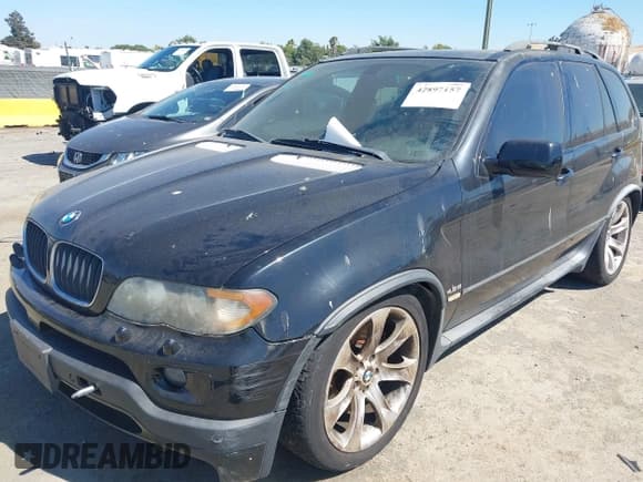 ✅ 2005 BMW X5 4.8is • VIN: 5UXFA93595LE83160 • Lot: 42897157. Listed on IAAI with 91,330 mi. Free auction sales archive from the USA and detailed vehicle history report at DreamBid. Image 6.