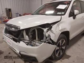 ✅ 2017 Subaru Forester Premium • VIN: JF2SJAEC0HH413162 • Lot: 43700539. Listed on IAAI with 93,098 mi. Free auction sales archive from the USA and detailed vehicle history report at DreamBid. Image 6.