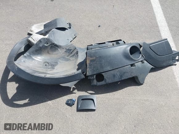 ✅ 2013 Ford Explorer Limited • VIN: 1FM5K8F86DGB72067 • Lot: 42014199. Wystawiony na IAAI z przebiegiem 210 132 mil. Bezpłatny archiwum sprzedaży aukcyjnych z USA i szczegółowy raport historii pojazdu na DreamBid. Zdjęcie 12.