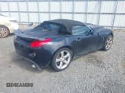 ✅ 2006 Pontiac Solstice • VIN: 1G2MB33B56Y111393 • Lot: 42023601. Wystawiony na IAAI z przebiegiem 168 500 mil. Bezpłatny archiwum sprzedaży aukcyjnych z USA i szczegółowy raport historii pojazdu na DreamBid. Zdjęcie 4.
