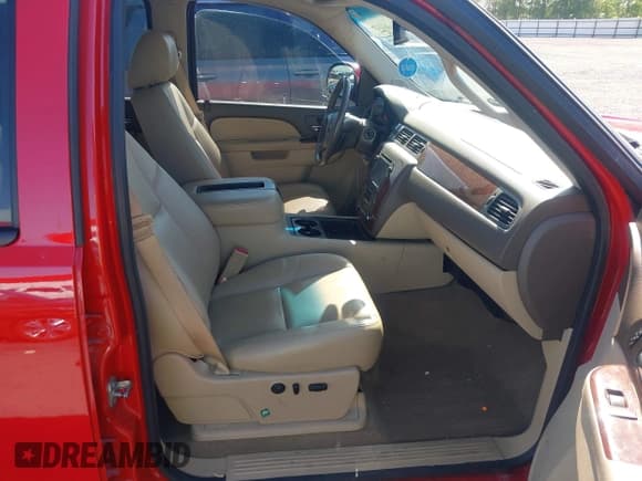 ✅ 2013 Chevrolet Silverado 1500 LTZ • VIN: 3GCPKTE73DG164280 • Lot: 42018897. Wystawiony na IAAI z przebiegiem 75 670 mil. Bezpłatny archiwum sprzedaży aukcyjnych z USA i szczegółowy raport historii pojazdu na DreamBid. Zdjęcie 5.