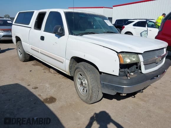 ✅ 2004 Chevrolet Silverado 1500 LS • VIN: 2GCEC19V541109694 • Лот: 43404112. Опубликован ранее на IAAI с пробегом 248 035 миль. Бесплатный доступ к архиву аукционных продаж из США и подробный отчёт об истории автомобиля на DreamBid. Изображение 1.