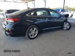 ✅ 2018 Hyundai Sonata Limited • VIN: 5NPE34AF3JH724373 • Лот: 84566355. Опубликован ранее на Copart с пробегом 61 456 миль. Бесплатный доступ к архиву аукционных продаж из США и подробный отчёт об истории автомобиля на DreamBid. Изображение 3.