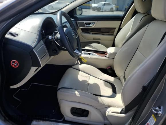 ✅ 2014 Jaguar XF SC • VIN: SAJWA0EX7E8U10124 • Lot: 55475265. Listed on Copart with Not provided. Free auction sales archive from the USA and detailed vehicle history report at DreamBid. Image 7.