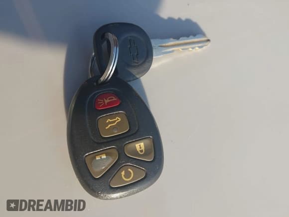 ✅ 2015 Chevrolet Traverse LT • VIN: 1GNKRHKD9FJ111623 • Lot: 43344566. Wystawiony na IAAI z przebiegiem 166 242 mil. Bezpłatny archiwum sprzedaży aukcyjnych z USA i szczegółowy raport historii pojazdu na DreamBid. Zdjęcie 11.