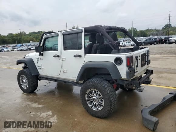 ✅ 2018 Jeep Wrangler Unlimited Sport S • VIN: 1C4BJWDG3JL907759 • Lot: 81500305. Wystawiony na Copart z przebiegiem 75 309 mil. Bezpłatny archiwum sprzedaży aukcyjnych z USA i szczegółowy raport historii pojazdu na DreamBid. Zdjęcie 2.