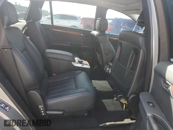 ✅ 2007 Mercedes-Benz R 3.5L • VIN: 4JGCB65EX7A055859 • Lot: 60690715. Listed on Copart with Not provided. Free auction sales archive from the USA and detailed vehicle history report at DreamBid. Image 11.