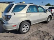 ✅ 2001 Lexus RX 300 • VIN: JTJGF10U410092766 • Lot: 70025765. Wystawiony na Copart z przebiegiem Nie podano. Bezpłatny archiwum sprzedaży aukcyjnych z USA i szczegółowy raport historii pojazdu na DreamBid. Zdjęcie 3.