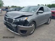 ✅ 2017 Kia Sorento SX • VIN: 5XYPKDA5XHG256694 • Lot: 42372975. Listed on IAAI with 164,815 mi. Free auction sales archive from the USA and detailed vehicle history report at DreamBid. Image 2.