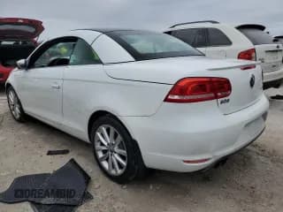 ✅ 2016 Volkswagen Eos Komfort • VIN: WVWBW8AH6GV001113 • Лот: 76064844. Опубликован ранее на Copart с пробегом Не указан. Бесплатный доступ к архиву аукционных продаж из США и подробный отчёт об истории автомобиля на DreamBid. Изображение 2.