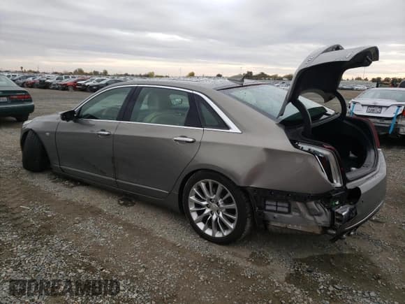 ✅ 2018 Cadillac CT6 AWD • VIN: 1G6KB5RS1JU113165 • Lot: 81724384. Listed on Copart with 58,777 mi. Free auction sales archive from the USA and detailed vehicle history report at DreamBid. Image 2.