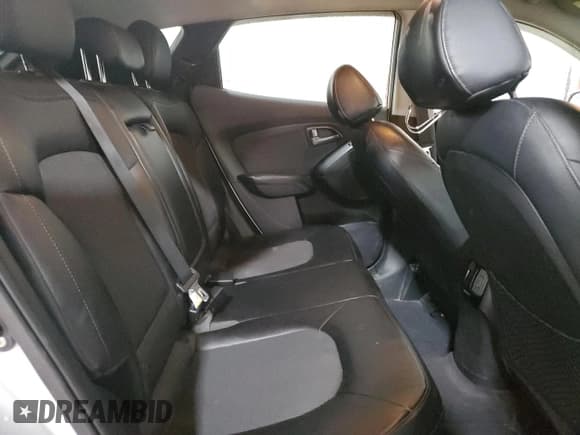 ✅ 2014 Hyundai Tucson SE • VIN: KM8JUCAG4EU933143 • Lot: 56515385. Wystawiony na Copart z przebiegiem 152 513 mil. Bezpłatny archiwum sprzedaży aukcyjnych z USA i szczegółowy raport historii pojazdu na DreamBid. Zdjęcie 11.