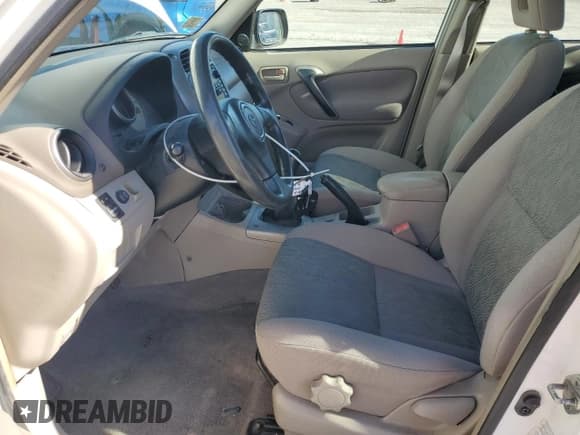 ✅ 2001 Toyota RAV4 • VIN: JTEGH20V310030797 • Lot: 86759755. Wystawiony na Copart z przebiegiem 208 965 mil. Bezpłatny archiwum sprzedaży aukcyjnych z USA i szczegółowy raport historii pojazdu na DreamBid. Zdjęcie 7.