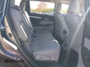 ✅ 2017 Toyota Highlander XLE • VIN: 5TDJZRFH4HS426150 • Lot: 43470923. Wystawiony na IAAI z przebiegiem 105 559 mil. Bezpłatny archiwum sprzedaży aukcyjnych z USA i szczegółowy raport historii pojazdu na DreamBid. Zdjęcie 8.