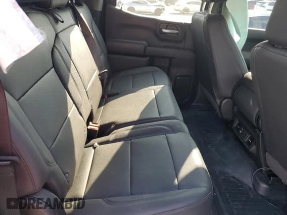 ✅ 2024 Chevrolet Silverado 1500 • VIN: 3GCUD4ED7RG176979 • Лот: 71982015. Опубликован ранее на Copart с пробегом 16 097 миль. Бесплатный доступ к архиву аукционных продаж из США и подробный отчёт об истории автомобиля на DreamBid. Изображение 10.