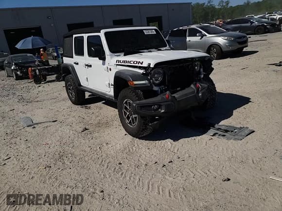 ✅ 2024 Jeep Wrangler Rubicon • VIN: 1C4PJXFG2RW266901 • Лот: 53381385. Опубликован ранее на Copart с пробегом 3 908 миль. Бесплатный доступ к архиву аукционных продаж из США и подробный отчёт об истории автомобиля на DreamBid. Изображение 11.