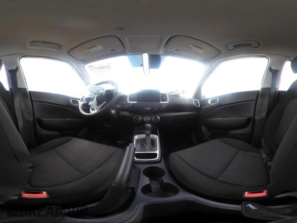 ✅ 2022 Hyundai Venue SE • VIN: KMHRB8A31NU177046 • Lot: 41909773. Listed on IAAI with 30,719 mi. Free auction sales archive from the USA and detailed vehicle history report at DreamBid. Image 19.