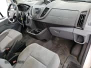 ✅ 2015 Ford Transit Cargo • VIN: 1FTNE1YM6FKA28449 • Лот: 51647055. Опубликован ранее на Copart с пробегом 117 807 миль. Бесплатный доступ к архиву аукционных продаж из США и подробный отчёт об истории автомобиля на DreamBid. Изображение 8.