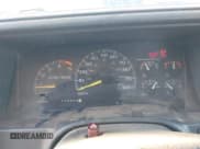 ✅ 1995 Chevrolet Silverado 1500 • VIN: 1GCEK14Z3SZ114345 • Lot: 43493891. Wystawiony na IAAI z przebiegiem 174 964 mil. Bezpłatny archiwum sprzedaży aukcyjnych z USA i szczegółowy raport historii pojazdu na DreamBid. Zdjęcie 7.