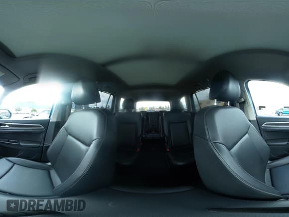 ✅ 2019 Volkswagen Atlas SEL • VIN: 1V2ER2CA9KC603024 • Lot: 43441615. Wystawiony na IAAI z przebiegiem 89 555 mil. Bezpłatny archiwum sprzedaży aukcyjnych z USA i szczegółowy raport historii pojazdu na DreamBid. Zdjęcie 18.