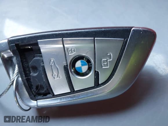 ✅ 2022 BMW 8 Series 840i • VIN: WBAGV2C06NCH71589 • Лот: 41852263. Опубликован ранее на IAAI с пробегом Не указан. Бесплатный доступ к архиву аукционных продаж из США и подробный отчёт об истории автомобиля на DreamBid. Изображение 11.