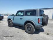 ✅ 2021 Ford Bronco • VIN: 1FMDE5CH1MLA60600 • Lot: 54076135. Wystawiony na Copart z przebiegiem 39 526 mil. Bezpłatny archiwum sprzedaży aukcyjnych z USA i szczegółowy raport historii pojazdu na DreamBid. Zdjęcie 2.