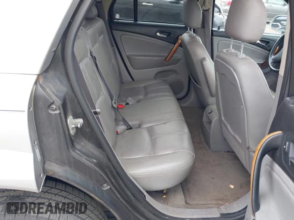 ✅ 2007 Saturn VUE V6 • VIN: 5GZCZ63417S825725 • Lot: 41883551. Wystawiony na IAAI z przebiegiem 165 661 mil. Bezpłatny archiwum sprzedaży aukcyjnych z USA i szczegółowy raport historii pojazdu na DreamBid. Zdjęcie 8.