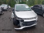 ✅ 2022 Chevrolet Trax LT • VIN: KL7CJPSM9NB507961 • Lot: 42249858. Wystawiony na IAAI z przebiegiem 53 737 mil. Bezpłatny archiwum sprzedaży aukcyjnych z USA i szczegółowy raport historii pojazdu na DreamBid. Zdjęcie 12.