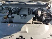 ✅ 2015 Chevrolet Suburban LTZ • VIN: 1GNSKKKC3FR252892 • Lot: 75482994. Wystawiony na Copart z przebiegiem 182 569 mil. Bezpłatny archiwum sprzedaży aukcyjnych z USA i szczegółowy raport historii pojazdu na DreamBid. Zdjęcie 12.