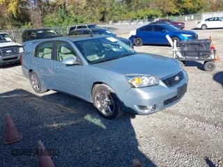 ✅ 2007 Chevrolet Malibu LTZ • VIN: 1G1ZU57N97F125184 • Lot: 43456708. Wystawiony na IAAI z przebiegiem 89 918 mil. Bezpłatny archiwum sprzedaży aukcyjnych z USA i szczegółowy raport historii pojazdu na DreamBid. Zdjęcie 1.