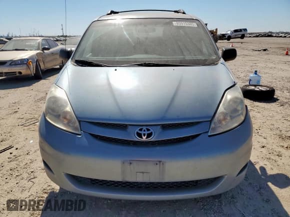 ✅ 2008 Toyota Sienna CE • VIN: 5TDZK23C98S111058 • Lot: 85915385. Listed on Copart with 204,922 mi. Free auction sales archive from the USA and detailed vehicle history report at DreamBid. Image 5.
