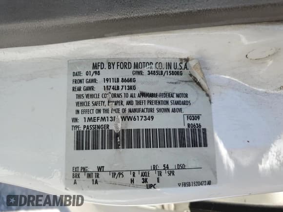 ✅ 1998 Mercury Tracer LS • VIN: 1MEFM13P0WW617349 • Lot: 59004643. Wystawiony na Copart z przebiegiem 286 342 mil. Bezpłatny archiwum sprzedaży aukcyjnych z USA i szczegółowy raport historii pojazdu na DreamBid. Zdjęcie 13.