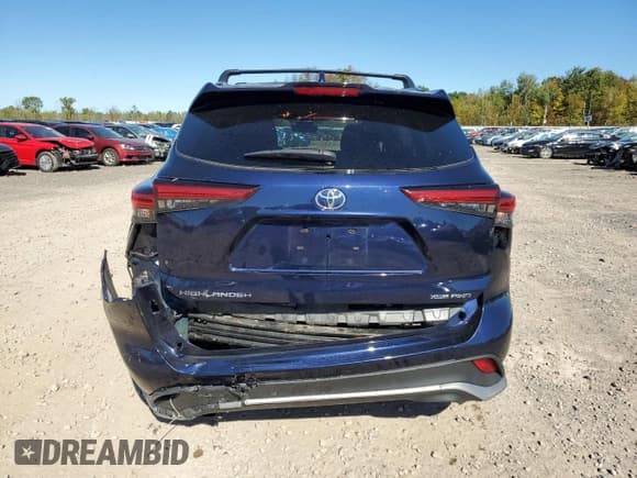 ✅ 2022 Toyota Highlander XSE • VIN: 5TDLZRBH3NS212860 • Lot: 84437745. Listed on Copart with 43,776 mi. Free auction sales archive from the USA and detailed vehicle history report at DreamBid. Image 6.