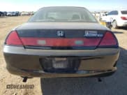 ✅ 1999 Honda Accord EX • VIN: 1HGCG2250XA021112 • Лот: 86749345. Опубликован ранее на Copart с пробегом 168 981 миль. Бесплатный доступ к архиву аукционных продаж из США и подробный отчёт об истории автомобиля на DreamBid. Изображение 6.