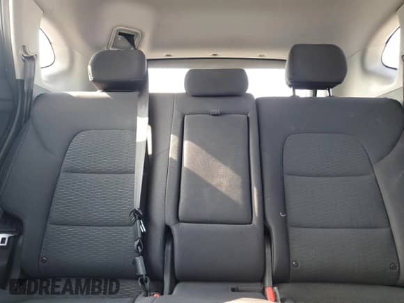 ✅ 2019 Hyundai Tucson SE • VIN: KM8J23A49KU947790 • Lot: 81069175. Wystawiony na Copart z przebiegiem 123 081 mil mil. Skorzystaj z bezpłatnego archiwum sprzedaży aukcyjnych z USA i zobacz szczegółowy raport historii pojazdu na DreamBid. Zdjęcie 10.