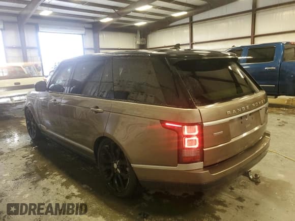 ✅ 2016 Land Rover Range Rover Supercharged • VIN: SALGS3EF5GA271382 • Лот: 43272045. Опубликован ранее на Copart с пробегом 166 478 миль. Бесплатный доступ к архиву аукционных продаж из США и подробный отчёт об истории автомобиля на DreamBid. Изображение 2.