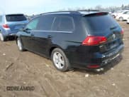 ✅ 2015 Volkswagen Golf SE • VIN: 3VWCA7AUXFM507334 • Lot: 41680567. Listed on IAAI with 152,211 mi. Free auction sales archive from the USA and detailed vehicle history report at DreamBid. Image 3.