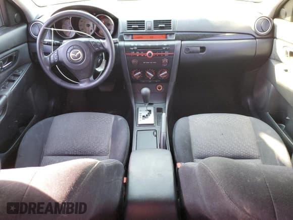 ✅ 2008 Mazda 3 i Touring • VIN: JM1BK32G781157545 • Lot: 70392895. Listed on Copart with 154,997 mi. Free auction sales archive from the USA and detailed vehicle history report at DreamBid. Image 8.