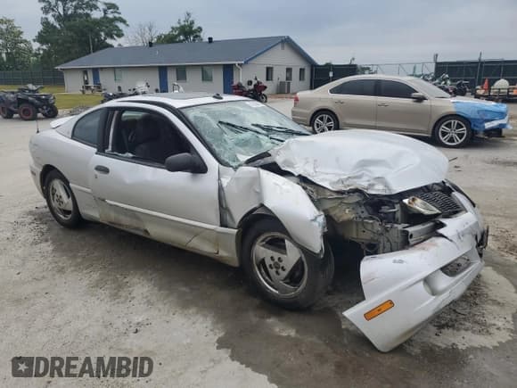✅ 2003 Pontiac Sunfire • VIN: 1G2JB12F937123995 • Lot: 57088505. Listed on Copart with 179,673 mi. Free auction sales archive from the USA and detailed vehicle history report at DreamBid. Image 4.