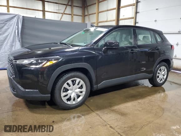 ✅ 2022 Toyota Corolla Cross L • VIN: 7MUAAAAG6NV009301 • Lot: 81000725. Listed on Copart with 51,545 mi. Free auction sales archive from the USA and detailed vehicle history report at DreamBid. Image 1.