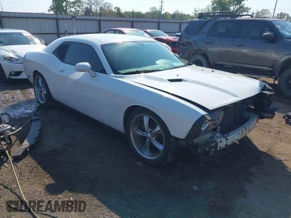 ✅ 2011 Dodge Challenger • VIN: 2B3CJ4DG9BH588196 • Lot: 43375914. Wystawiony na IAAI z przebiegiem 191 361 mil. Bezpłatny archiwum sprzedaży aukcyjnych z USA i szczegółowy raport historii pojazdu na DreamBid. Zdjęcie 1.