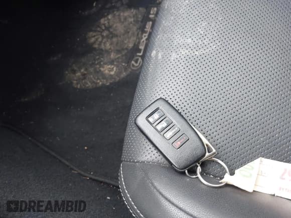 ✅ 2014 Lexus IS 250 • VIN: JTHCF1D28E5009244 • Lot: 42331138. Listed on IAAI with 137,093 mi. Free auction sales archive from the USA and detailed vehicle history report at DreamBid. Image 11.