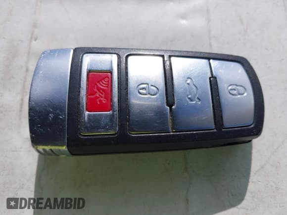 ✅ 2013 Volkswagen CC R-Line • VIN: WVWBN7AN9DE504102 • Lot: 42662293. Wystawiony na IAAI z przebiegiem 225 305 mil. Bezpłatny archiwum sprzedaży aukcyjnych z USA i szczegółowy raport historii pojazdu na DreamBid. Zdjęcie 11.