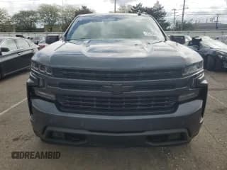 ✅ 2019 Chevrolet Silverado 1500 RST • VIN: 1GCUYEED4KZ159153 • Lot: 72768834. Wystawiony na Copart z przebiegiem 90 252 mil. Bezpłatny archiwum sprzedaży aukcyjnych z USA i szczegółowy raport historii pojazdu na DreamBid. Zdjęcie 5.