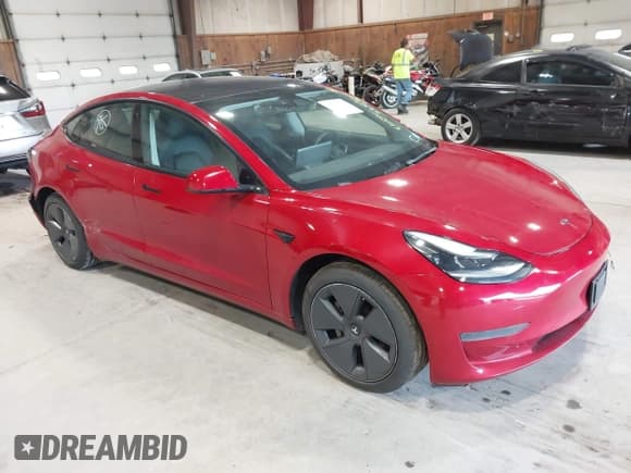 ✅ 2022 Tesla Model 3 • VIN: 5YJ3E1EA3NF102682 • Lot: 43176947. Wystawiony na IAAI z przebiegiem 59 829 mil. Bezpłatny archiwum sprzedaży aukcyjnych z USA i szczegółowy raport historii pojazdu na DreamBid. Zdjęcie 1.