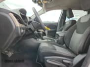 ✅ 2018 Jeep Cherokee Latitude • VIN: 1C4PJMCB4JD564003 • Lot: 85149525. Wystawiony na Copart z przebiegiem 101 268 mil. Bezpłatny archiwum sprzedaży aukcyjnych z USA i szczegółowy raport historii pojazdu na DreamBid. Zdjęcie 7.