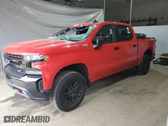 ✅ 2022 Chevrolet Silverado 1500 LT Trail Boss • VIN: 1GCPYFED0NZ235751 • Lot: 64846365. Wystawiony na Copart z przebiegiem 61 366 mil. Bezpłatny archiwum sprzedaży aukcyjnych z USA i szczegółowy raport historii pojazdu na DreamBid. Zdjęcie 1.